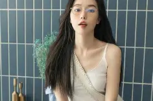一天4个瓜出轨、破产、黄一鸣自称愿意被包养一个比一个离谱