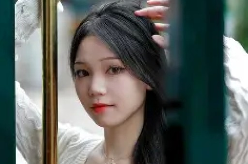 又曝4大瓜！因情伤割腕、知名女星退圈、减肥进急诊 黄晓明最意外